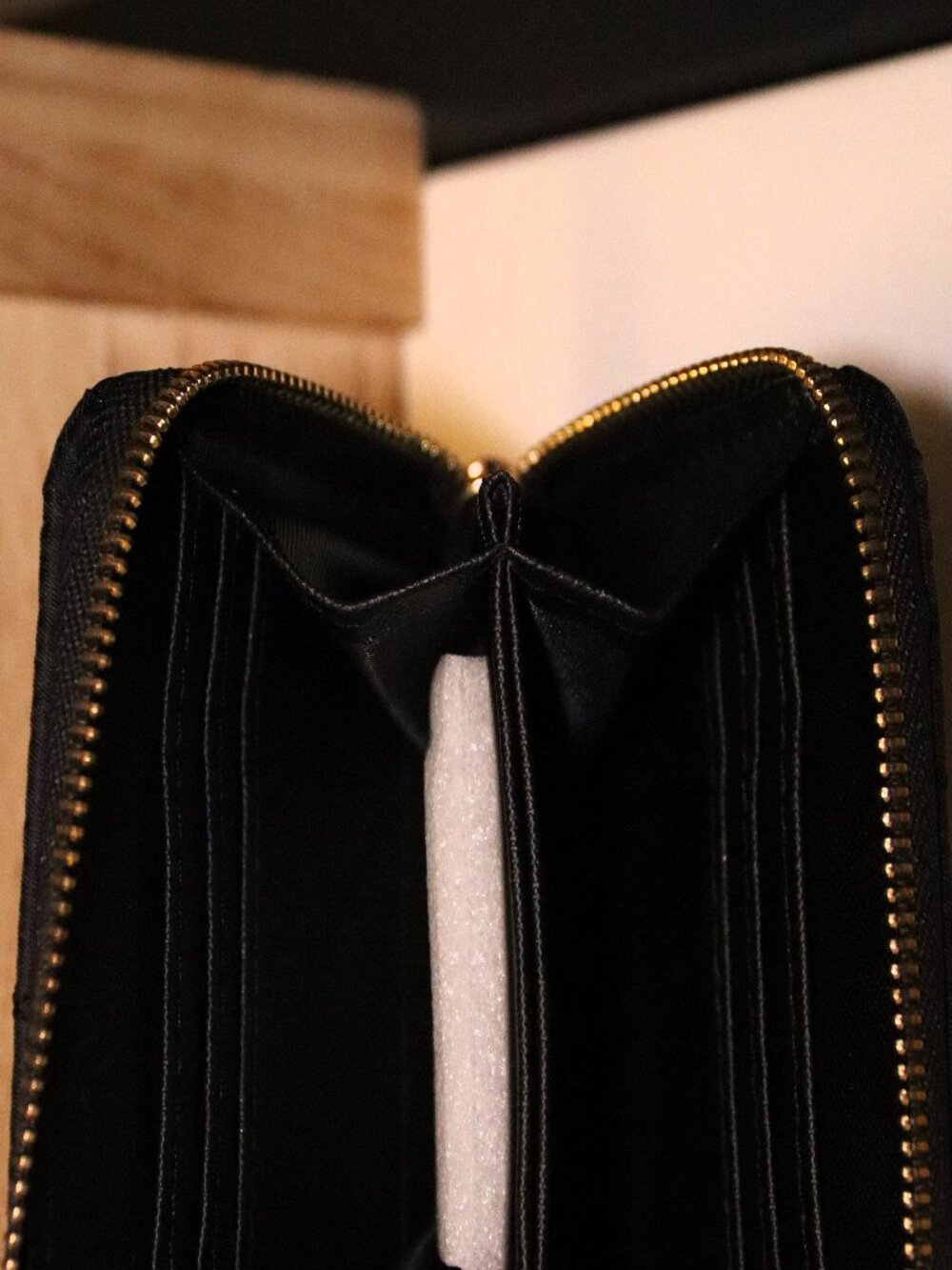 Prada Like Wallet - Picture 4 of 5